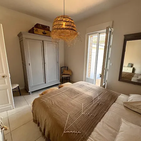 Manolita Les Bains Avec Jaccuzi וילה *